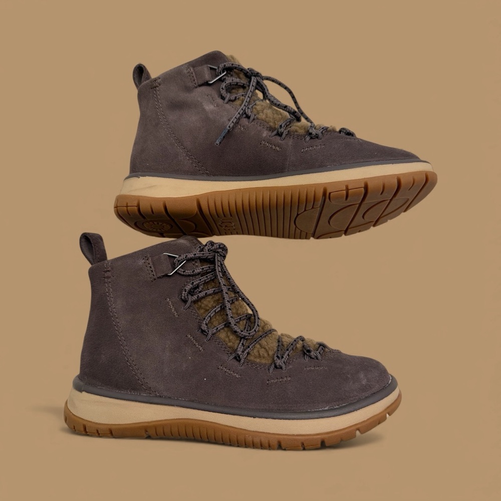 UGG Lakesider Heritage Ankle Boots - Picture 5 of 6